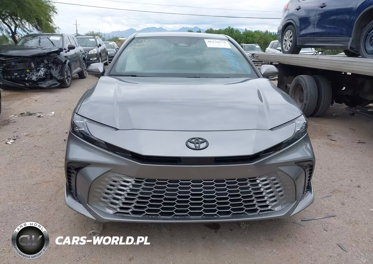 2026 Toyota Camry Xse VIN:4T1DAACK7TU331880 - 12