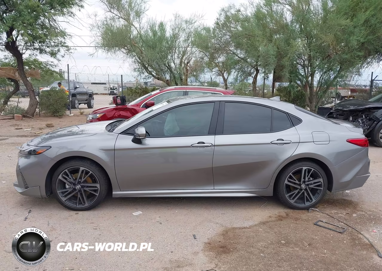 2026 Toyota Camry Xse VIN:4T1DAACK7TU331880 - 14
