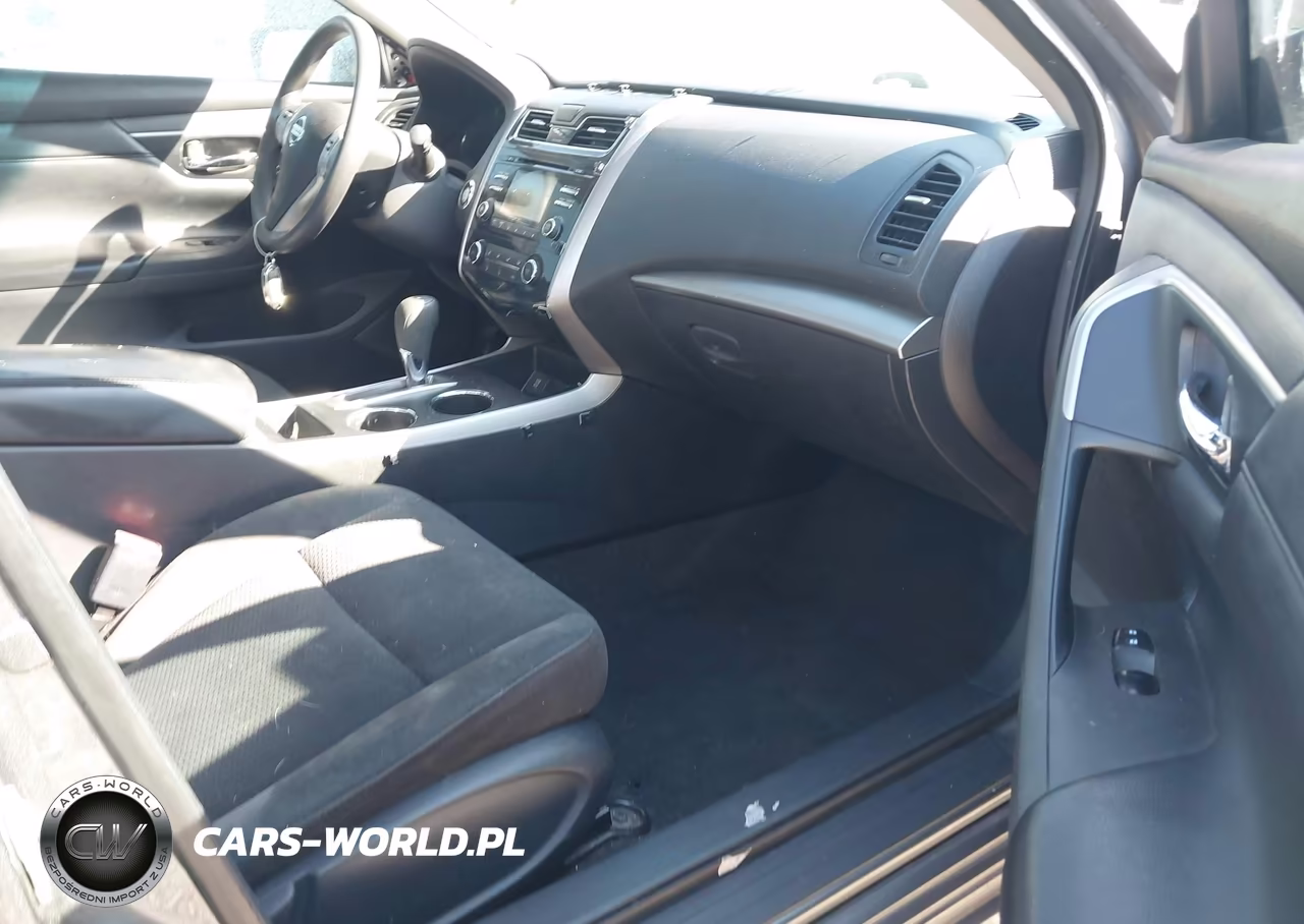 2015 Nissan Altima 2.5 S VIN:1N4AL3AP3FC411723 - 17