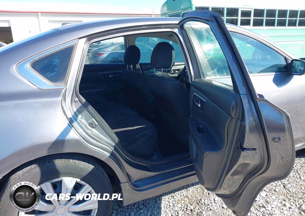 2015 Nissan Altima 2.5 S VIN:1N4AL3AP3FC411723 - 8