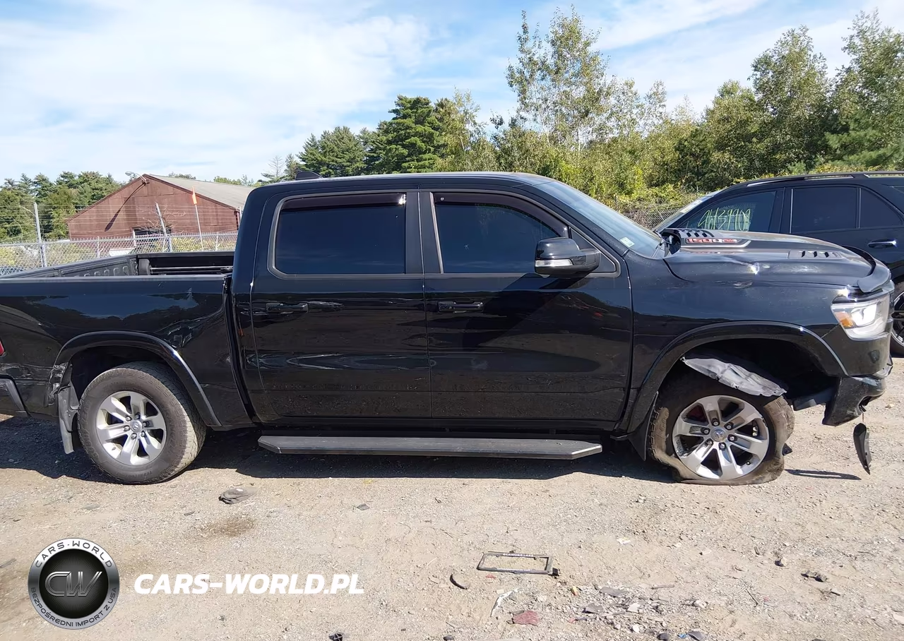 2019 Ram 1500 Laramie 4X4 5'7 Box VIN:1C6SRFJT2KN913348 - 13