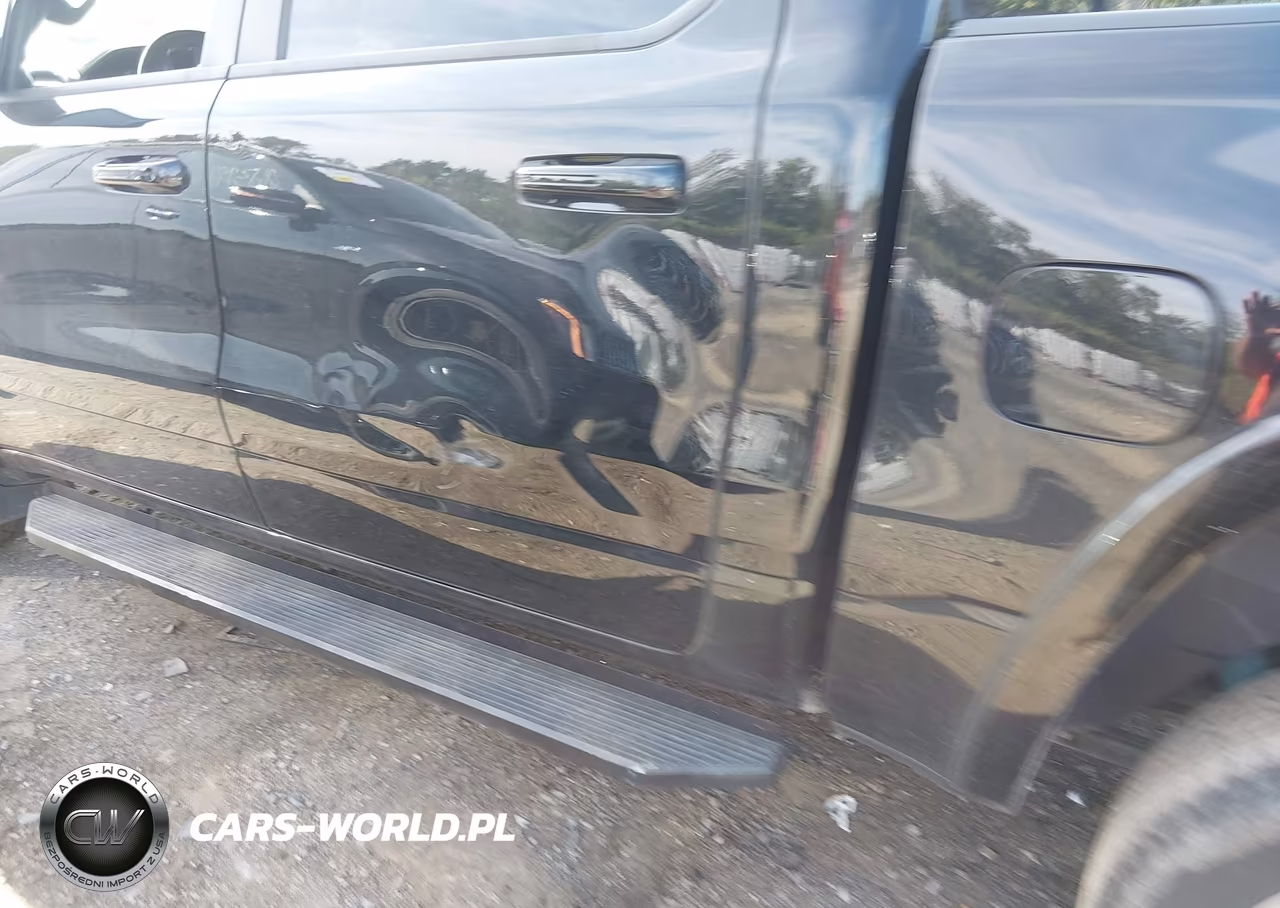 2019 Ram 1500 Laramie 4X4 5'7 Box VIN:1C6SRFJT2KN913348 - 6