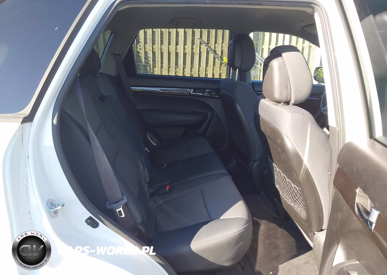2012 Kia Sorento Lx VIN:5XYKT3A63CG296313 - 8