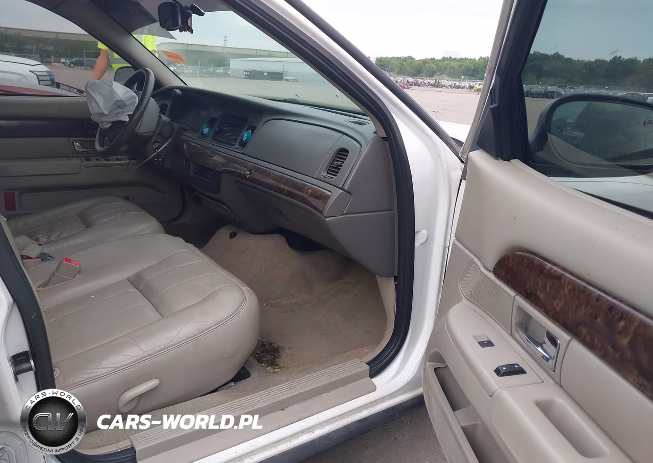 2011 Mercury Grand Marquis Ls (Fleet Only) VIN:2MEBM7FV6BX611095 - 5