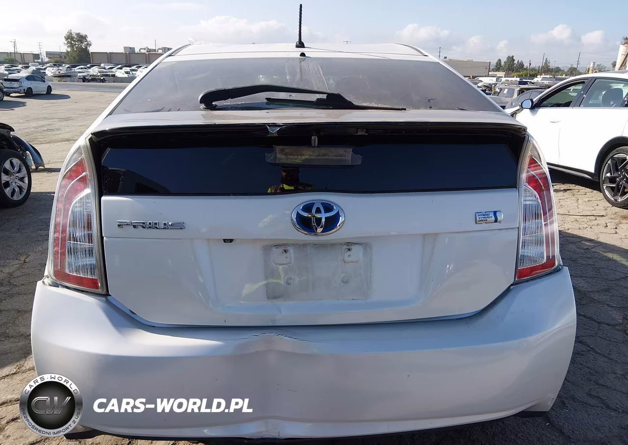 TOYOTA PRIUS VIN:JTDKN3DU3F1898492 - 18