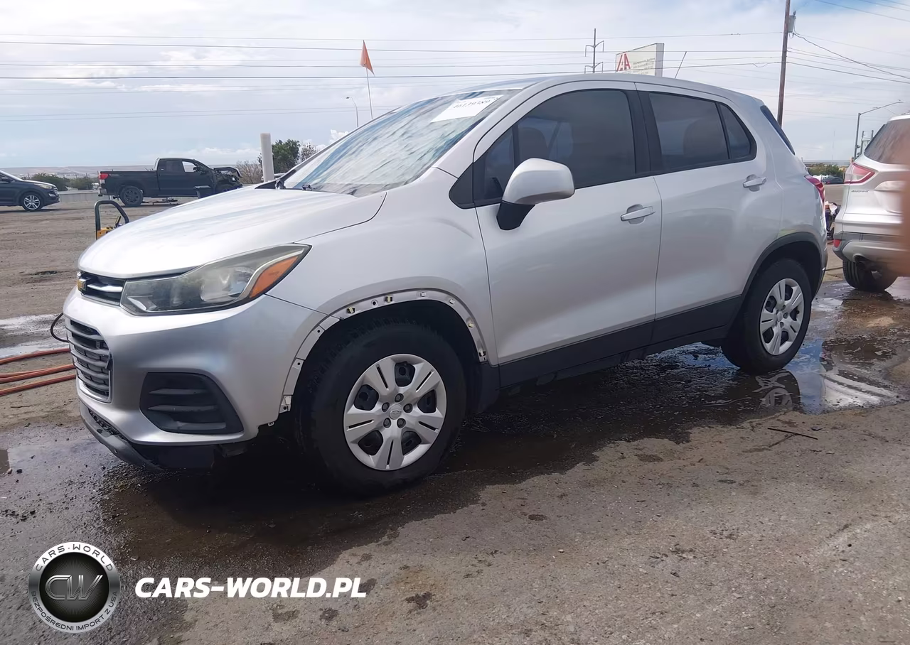 2018 Chevrolet Trax Ls VIN:KL7CJKSB3JB607937 - 2