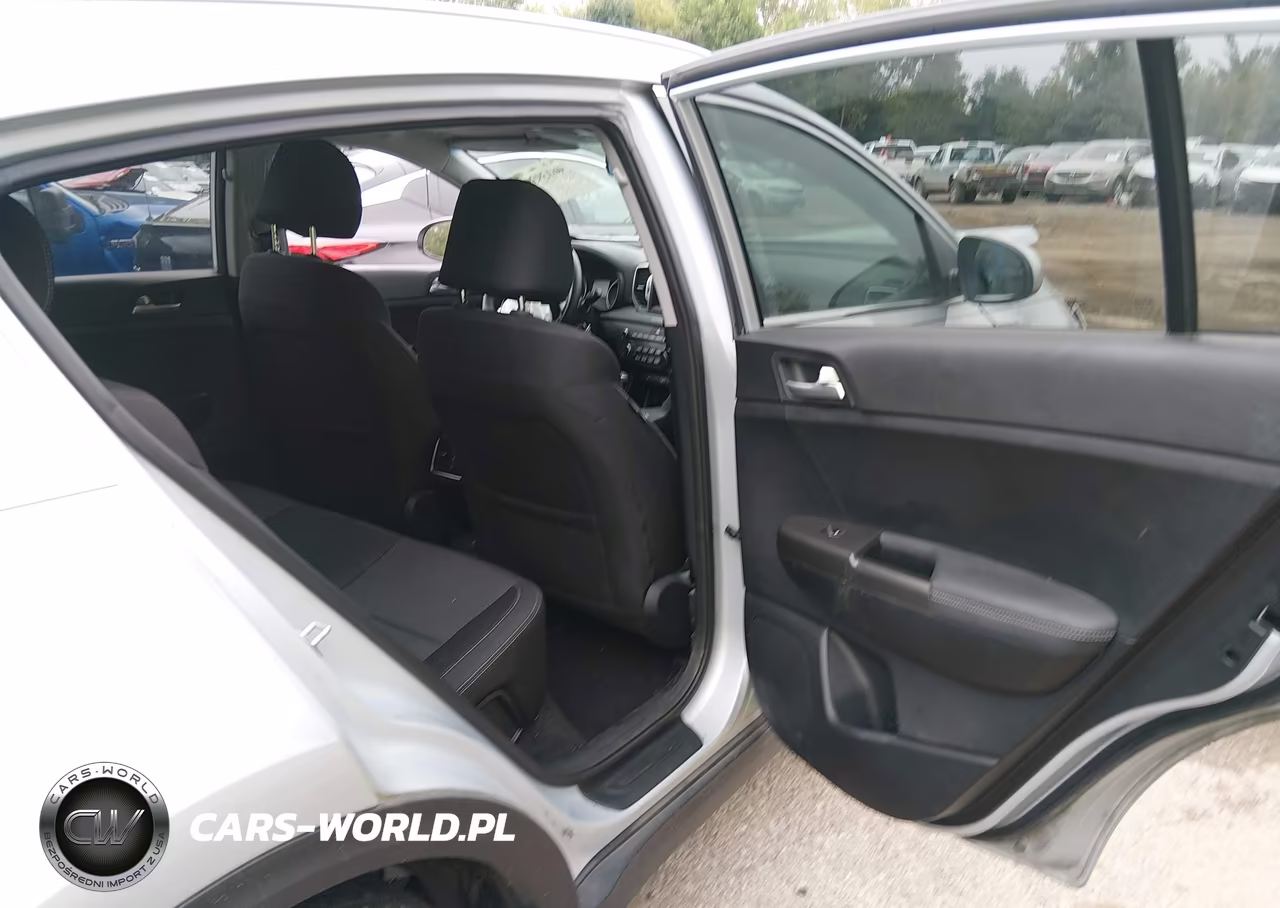 2019 Kia Sportage Lx VIN:KNDPMCAC1K7519596 - 8
