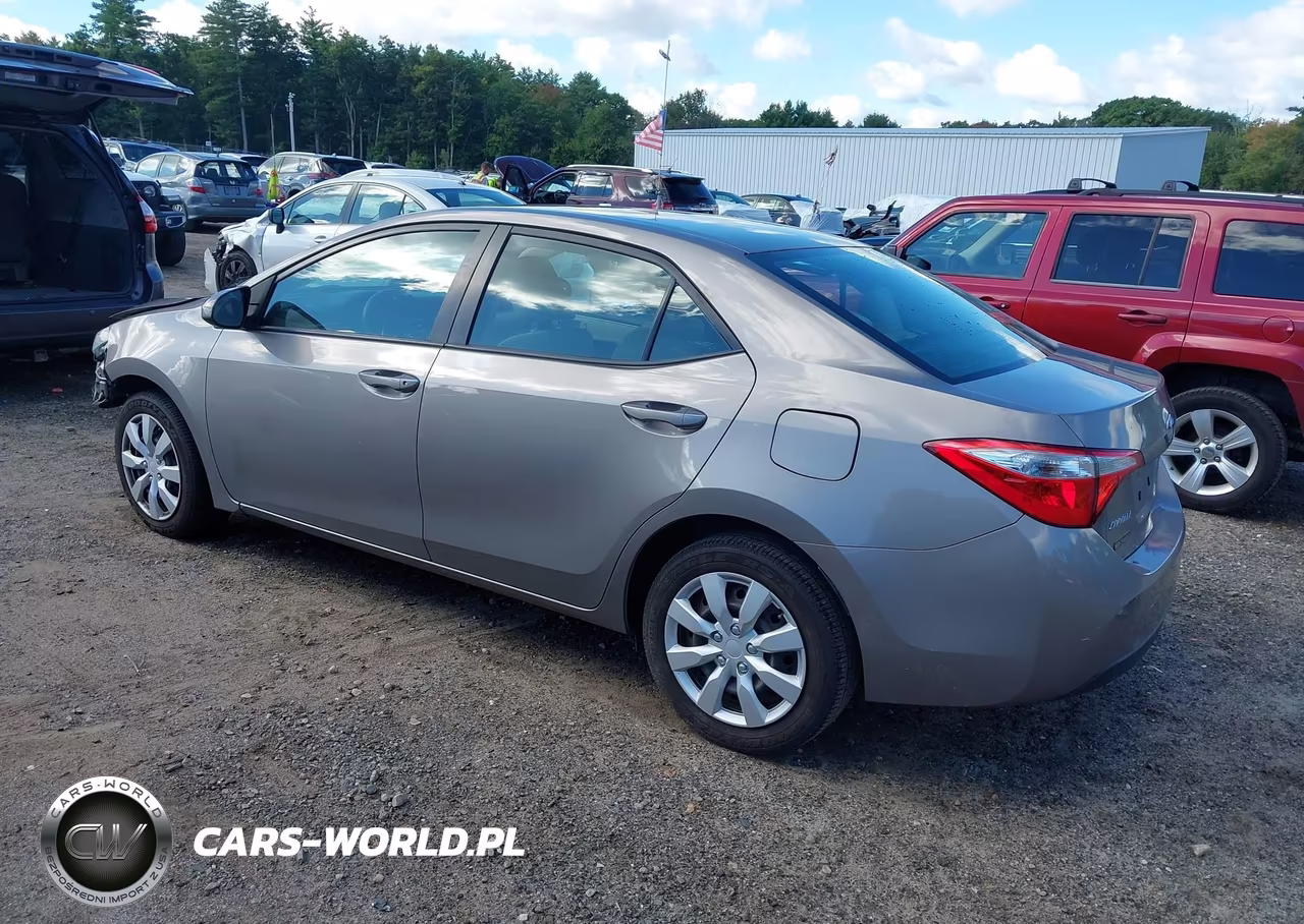 2014 Toyota Corolla Le VIN:2T1BURHE8EC181895 - 3