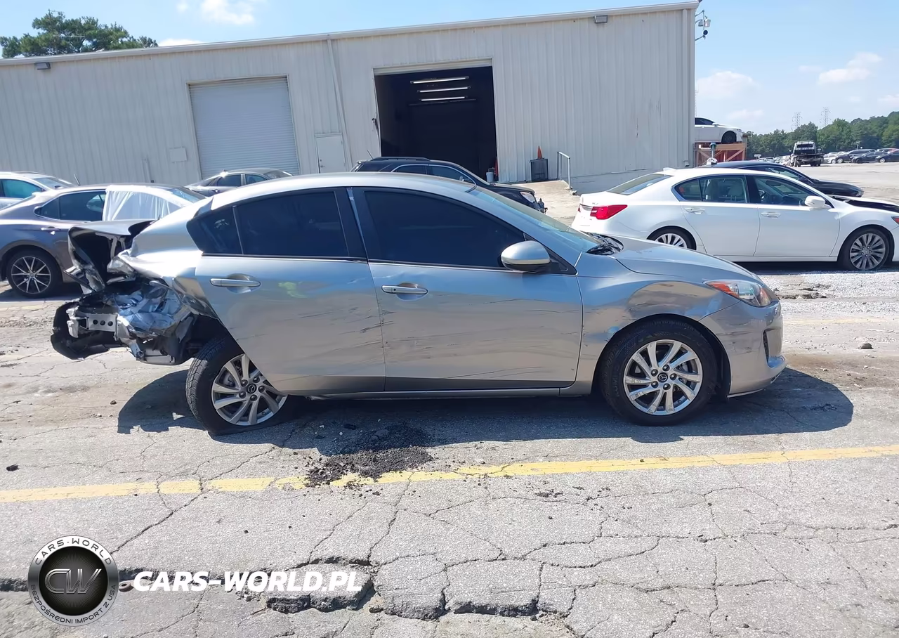 2013 Mazda Mazda3 I Touring VIN:JM1BL1VP0D1780223 - 13