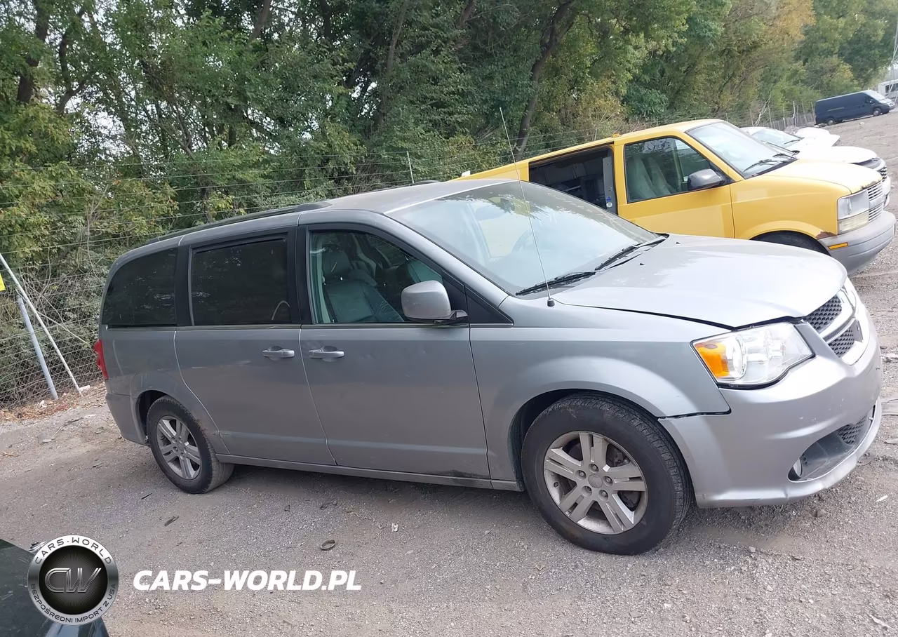 2018 Dodge Grand Caravan Sxt VIN:2C4RDGCG9JR240717 - 13