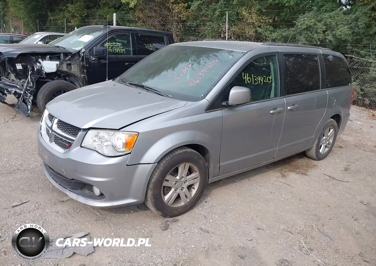 2018 Dodge Grand Caravan Sxt VIN:2C4RDGCG9JR240717 - 2