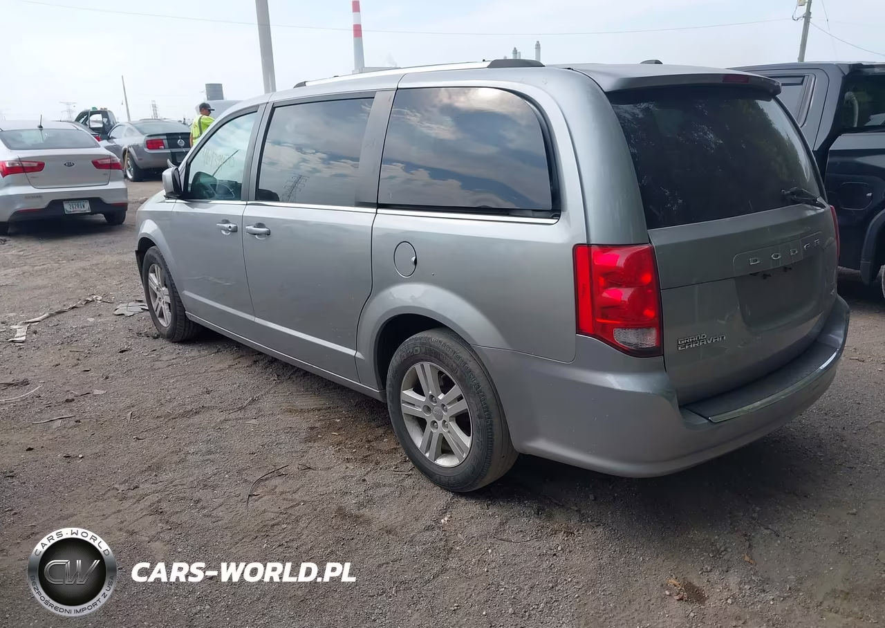 2018 Dodge Grand Caravan Sxt VIN:2C4RDGCG9JR240717 - 3