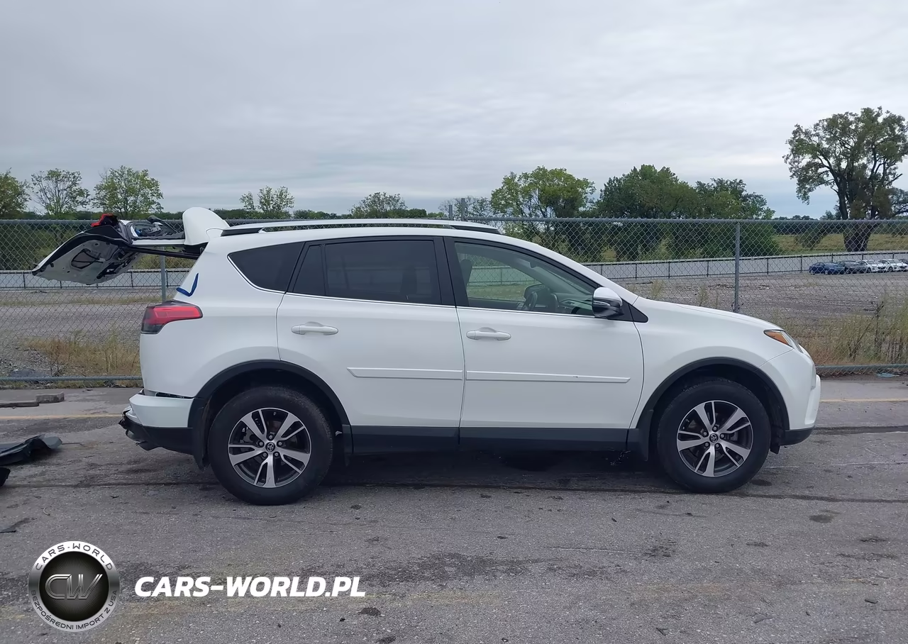 2016 Toyota Rav4 Xle VIN:JTMRFREV3GJ063709 - 14