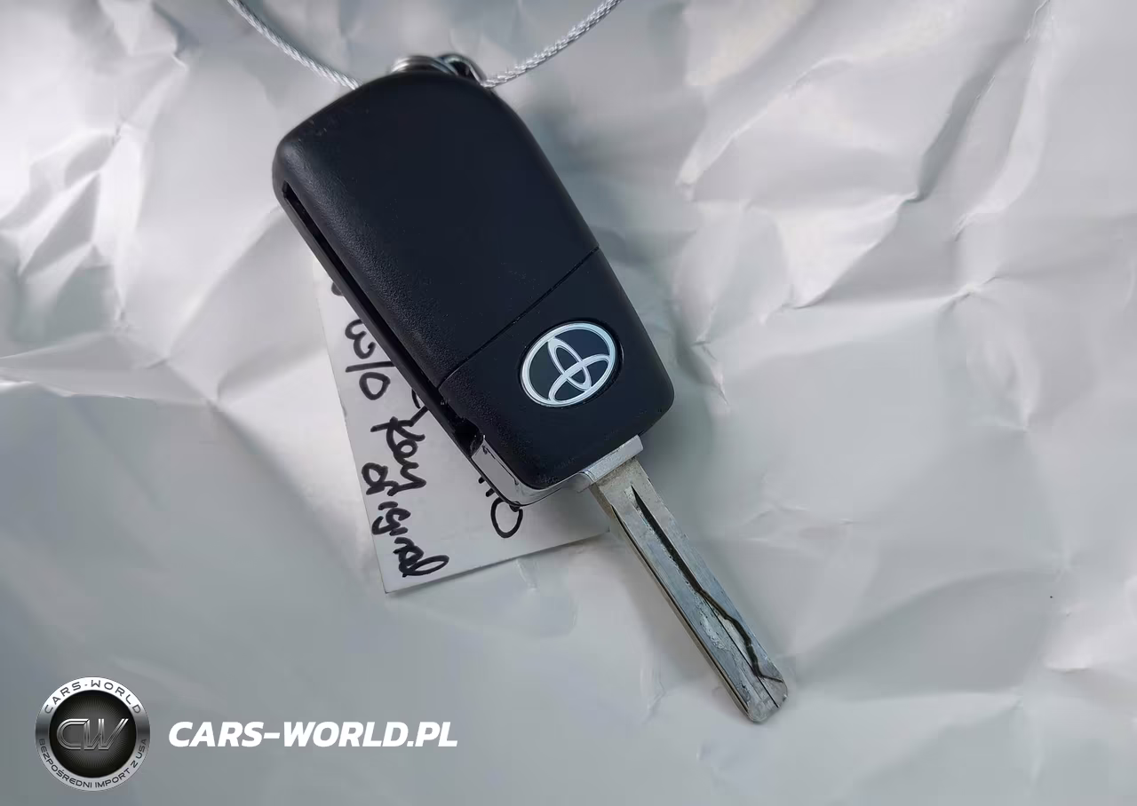2024 Toyota Camry Le VIN:4T1C11AK5RU855746 - 11