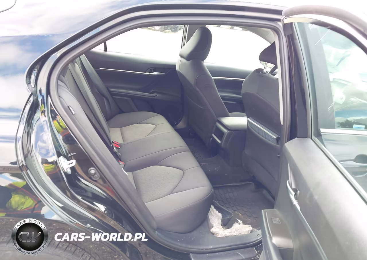2024 Toyota Camry Le VIN:4T1C11AK5RU855746 - 8
