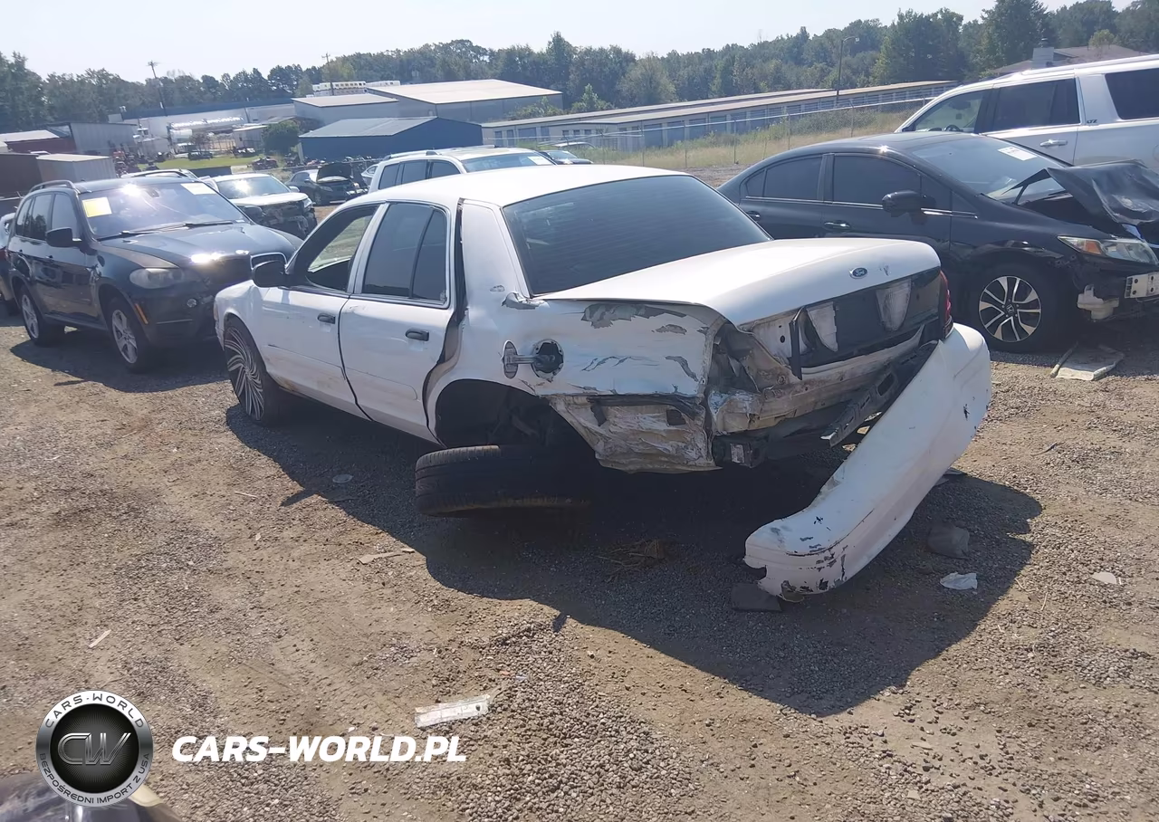 2006 Ford Crown Victoria Police Interceptor VIN:2FAFP71W36X119176 - 3