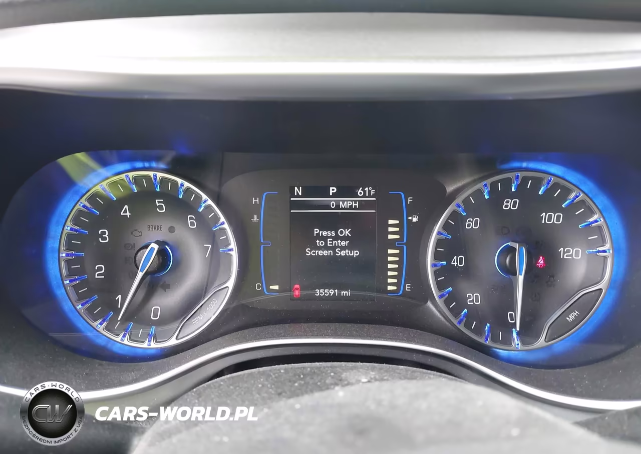 2018 Chrysler Pacifica Touring L VIN:2C4RC1BG4JR258642 - 7