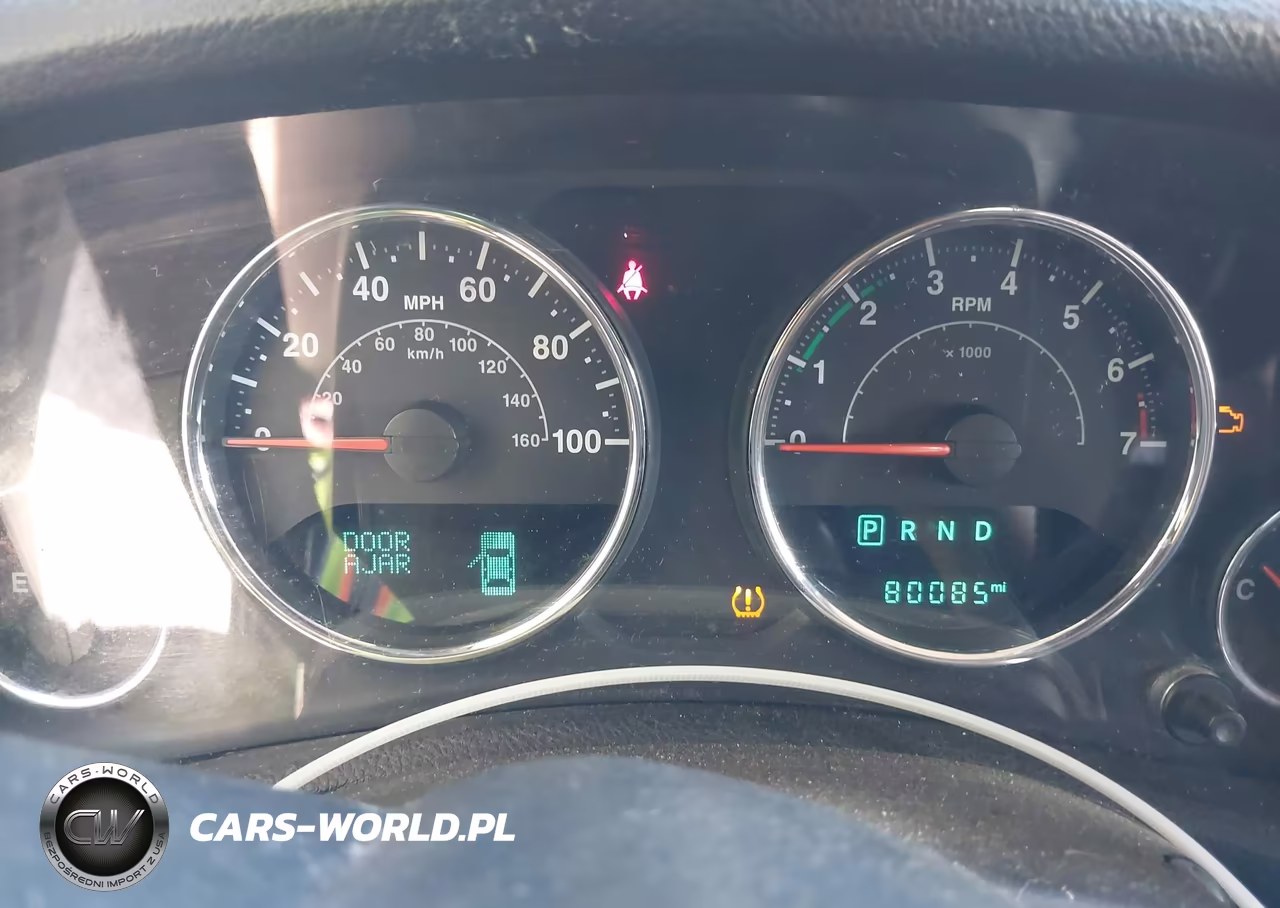 2017 Jeep Wrangler Unlimited Big Bear 4X4 VIN:1C4BJWDG2HL665296 - 7