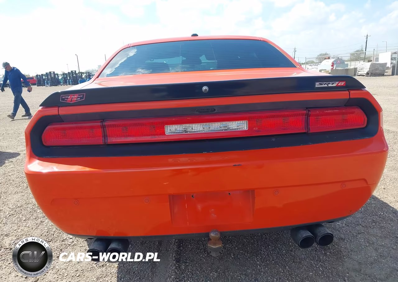 2013 Dodge Challenger Srt8 VIN:2C3CDYCJ2DH733824 - 16