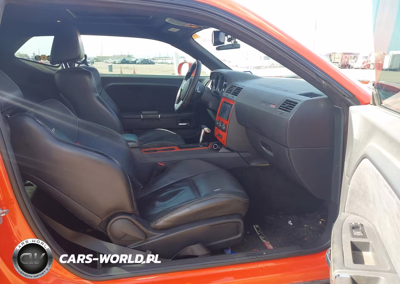 2013 Dodge Challenger Srt8 VIN:2C3CDYCJ2DH733824 - 5