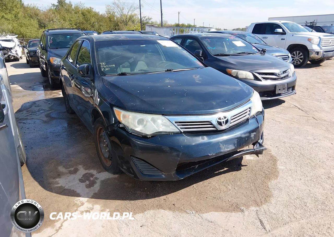 2014 Toyota Camry L – zdjęcie 1 z 16