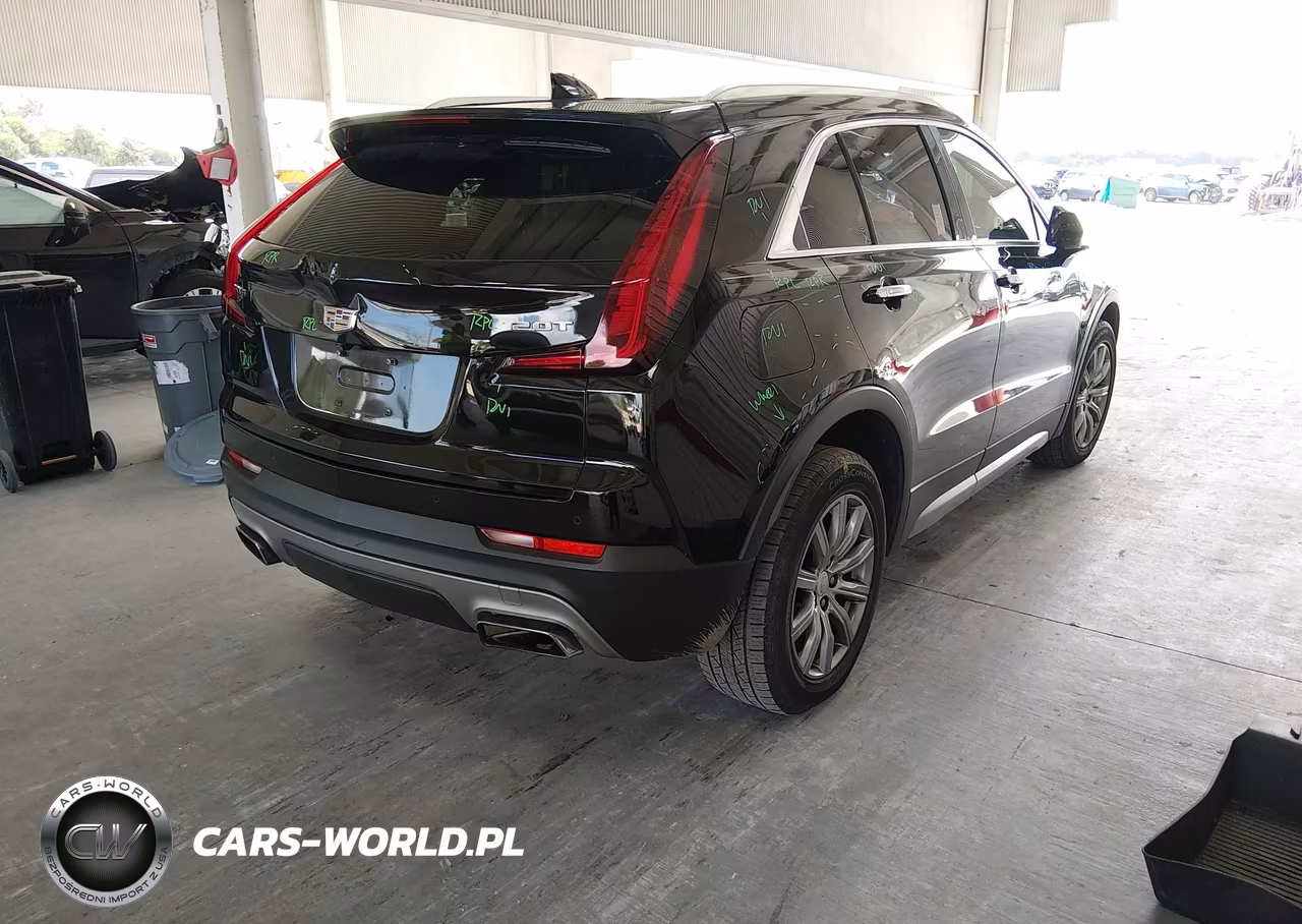 2019 Cadillac Xt4 Premium Luxury VIN:1GYFZCR4XKF127100 - 4
