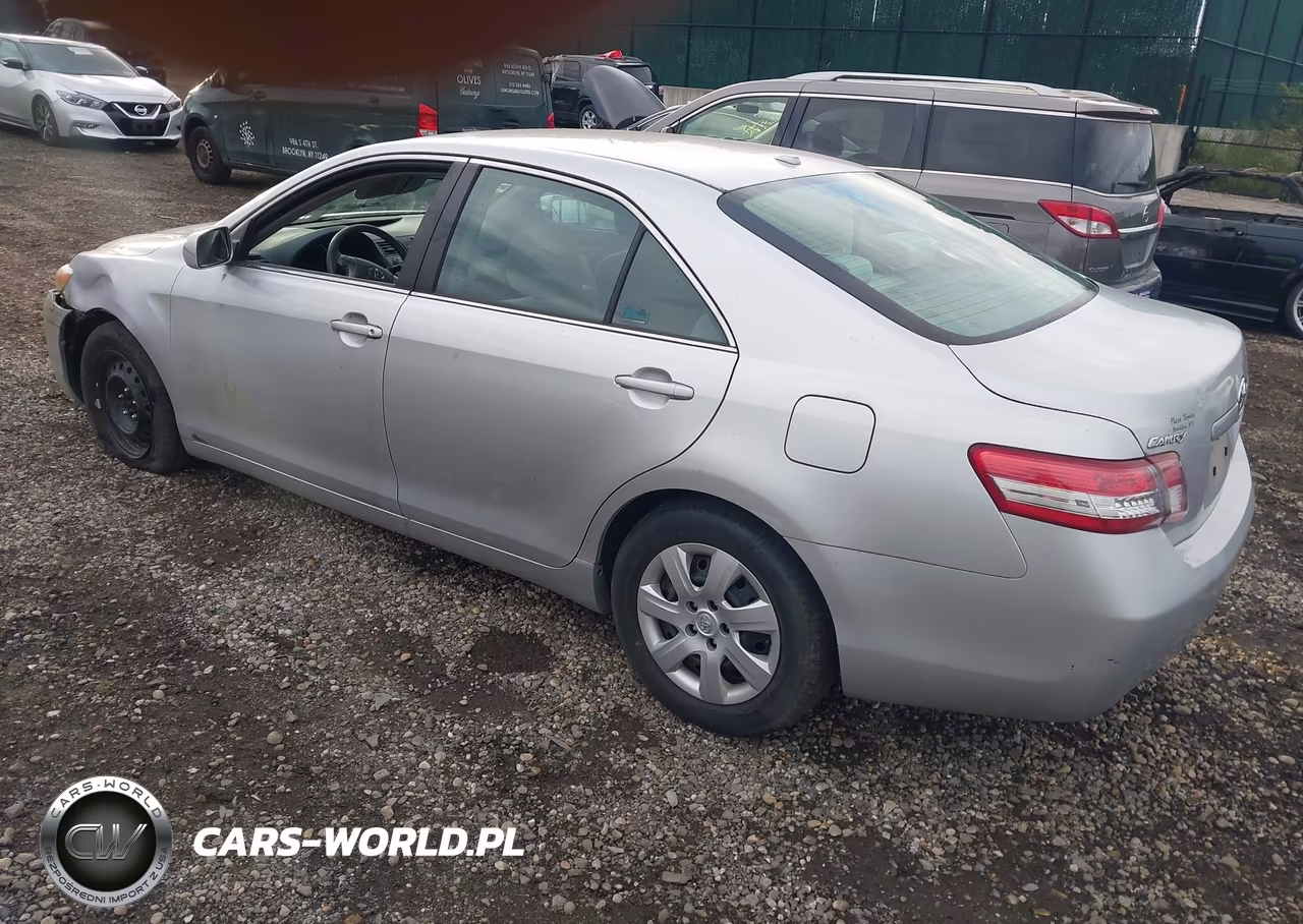 2011 Toyota Camry Le VIN:4T1BF3EK7BU128746 - 3
