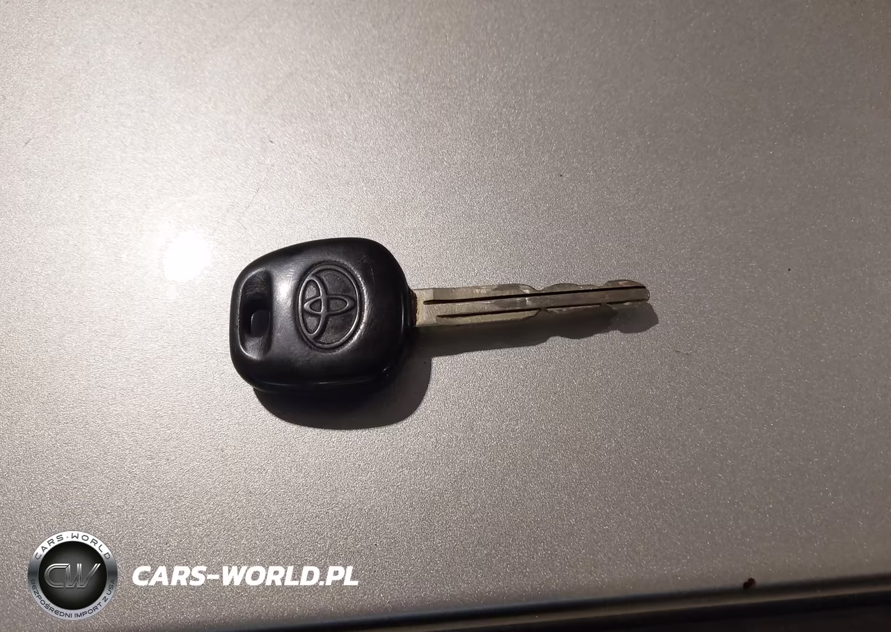 2005 Toyota Corolla Le VIN:1NXBR32E25Z453413 - 11