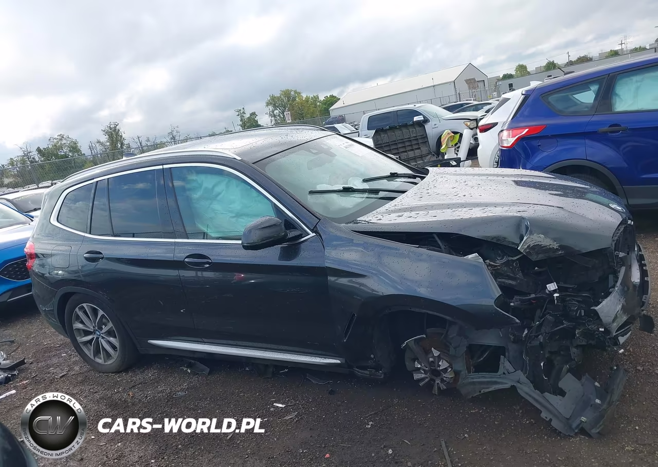 2019 BMW X3 xDrive30I VIN:5UXTR9C5XKLE16834 - 13
