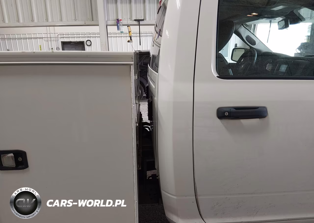 2016 Ram 2500 Tradesman VIN:3C7WR5AJ0GG357806 - 8