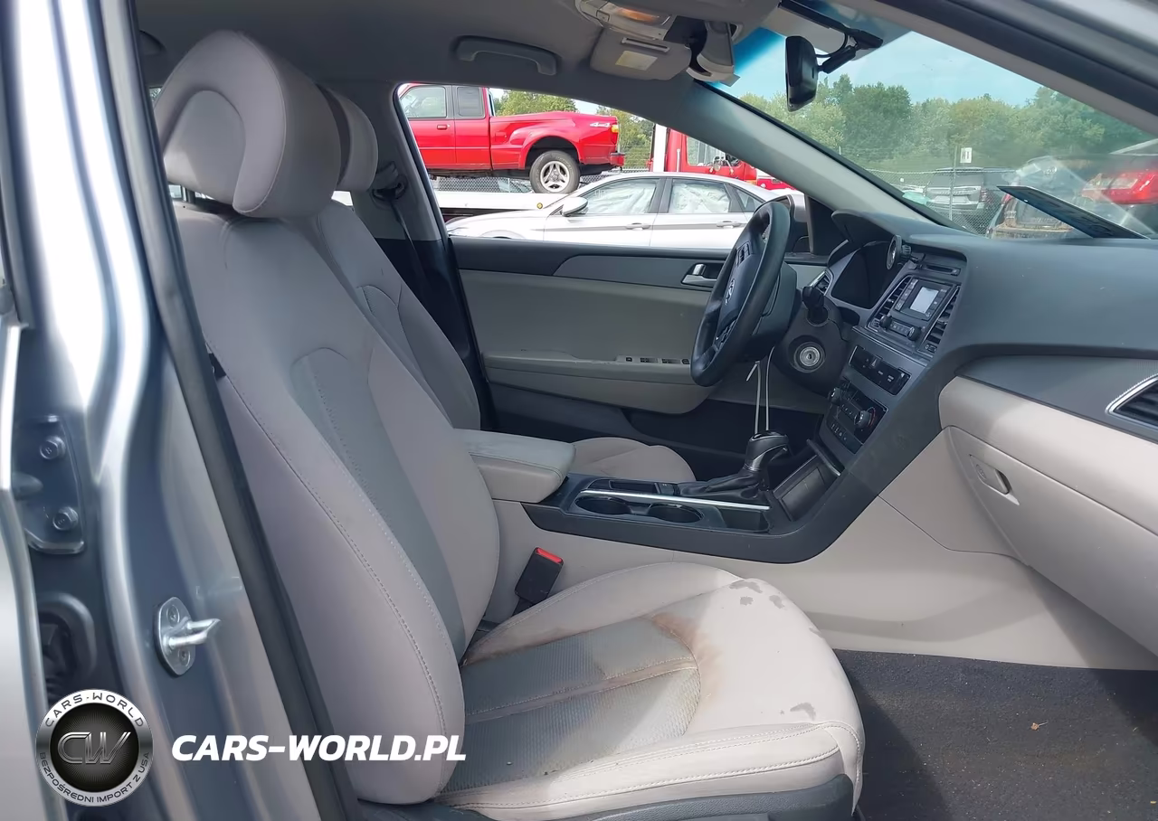 2017 Hyundai Sonata VIN:5NPE24AF1HH585678 - 5