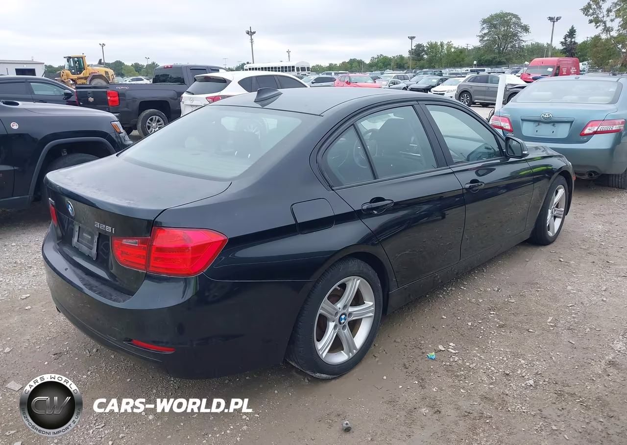 2014 BMW 328I xDrive VIN:WBA3B5G54ENS09853 - 4