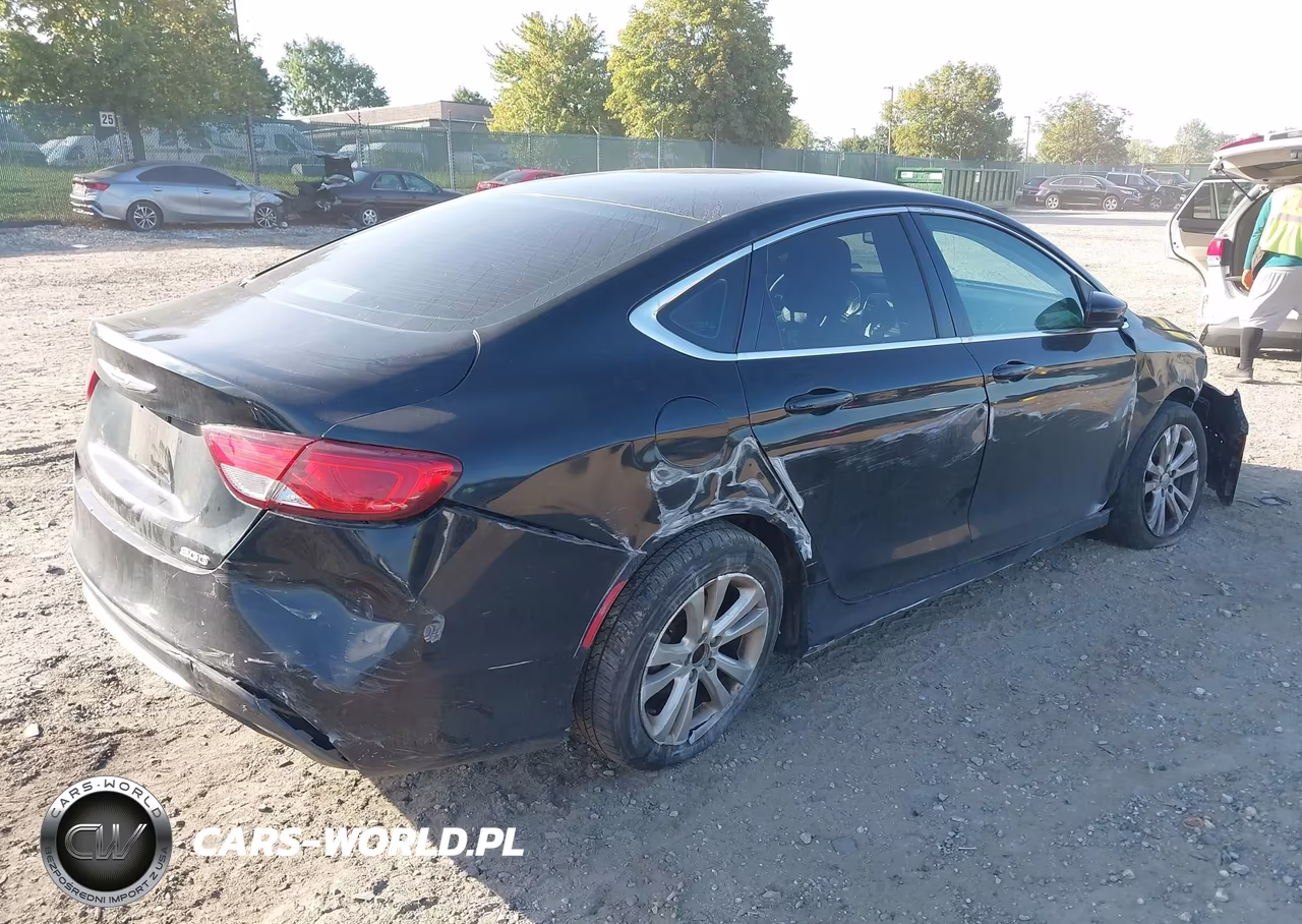 2015 Chrysler 200 Limited VIN:1C3CCCAB3FN578549 - 4