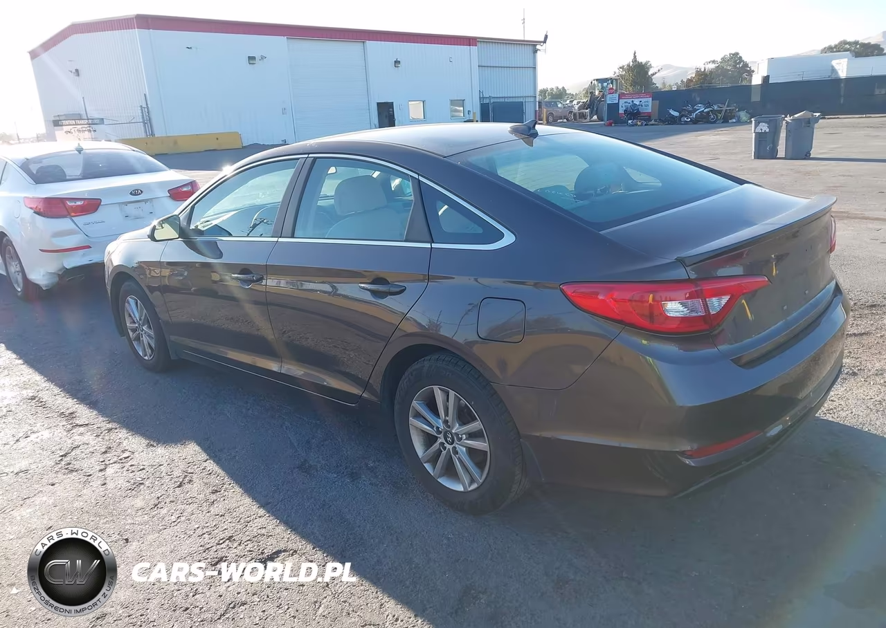 2015 Hyundai Sonata Se VIN:5NPE24AF4FH166964 - 3