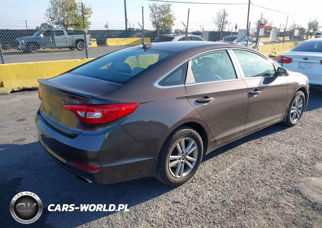 2015 Hyundai Sonata Se VIN:5NPE24AF4FH166964 - 4