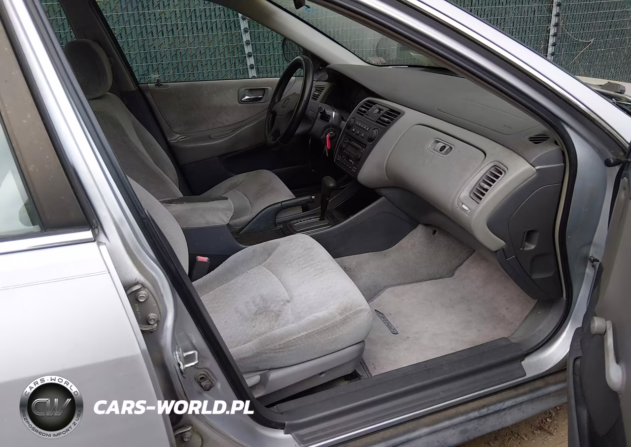 2002 Honda Accord 2.3 Vp VIN:1HGCF86662A088010 - 5