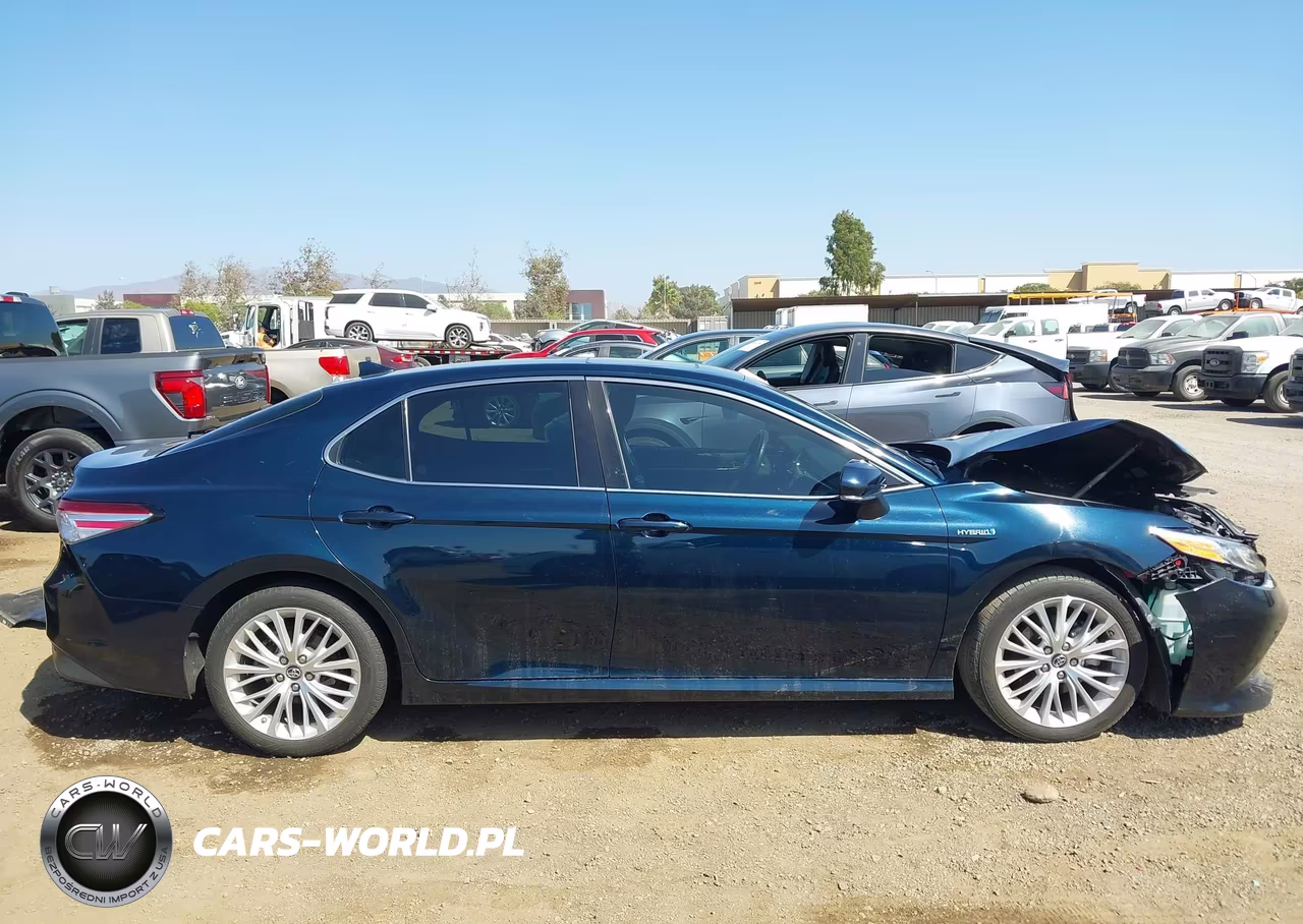 2018 Toyota Camry Hybrid Xle VIN:4T1B21HKXJU510425 - 13