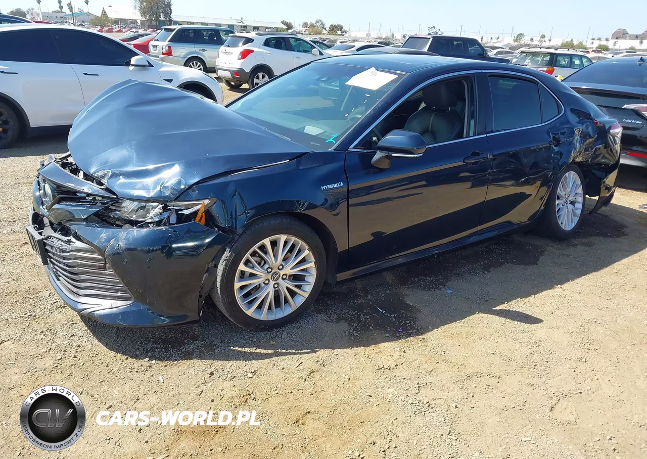2018 Toyota Camry Hybrid Xle VIN:4T1B21HKXJU510425 - 2