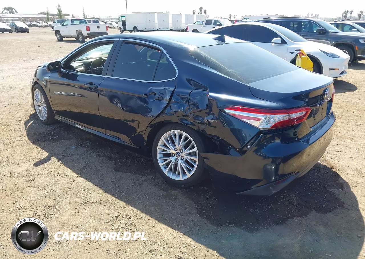 2018 Toyota Camry Hybrid Xle VIN:4T1B21HKXJU510425 - 3