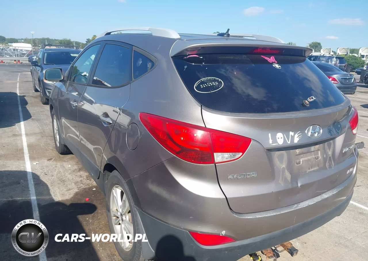 2013 Hyundai Tucson Gls VIN:KM8JUCACXDU669986 - 3