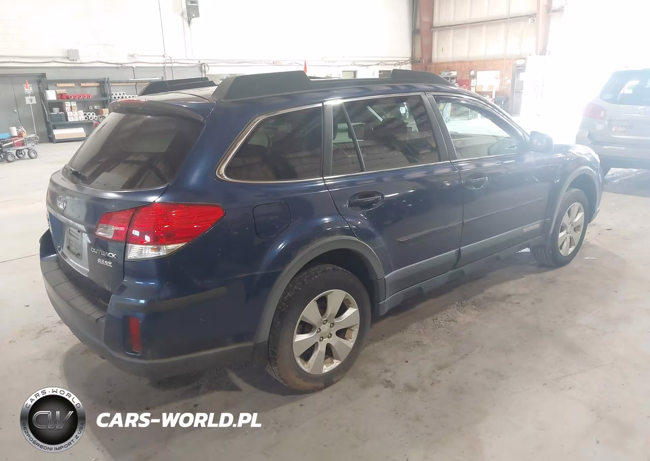 2011 Subaru Outback 2.5I Premium VIN:4S4BRBCC9B3434429 - 4