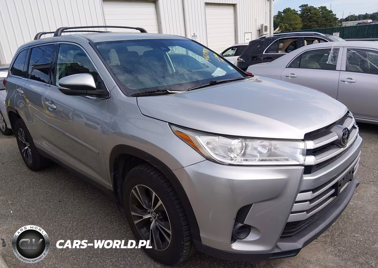 2019 Toyota Highlander Le