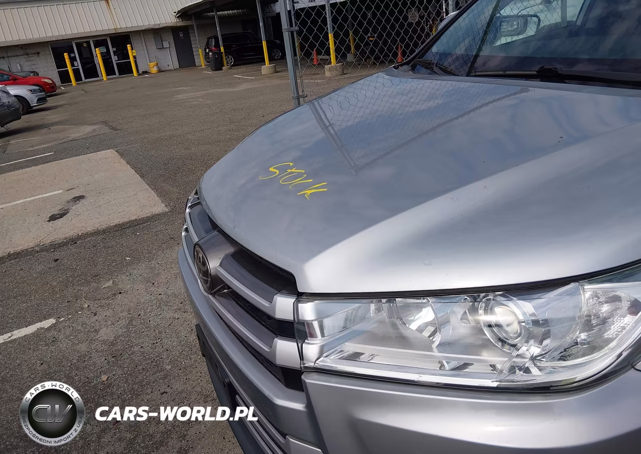 2019 Toyota Highlander Le VIN:5TDBZRFH3KS740724 - 6