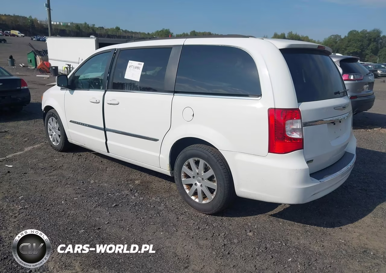 2014 Chrysler Town & Country Touring VIN:2C4RC1BG7ER383009 - 3