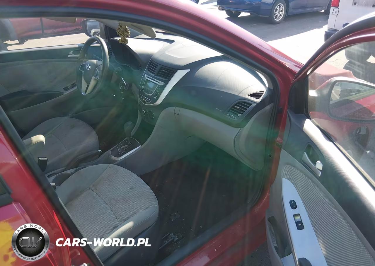 2013 Hyundai Accent Gs VIN:KMHCT5AEXDU118384 - 5