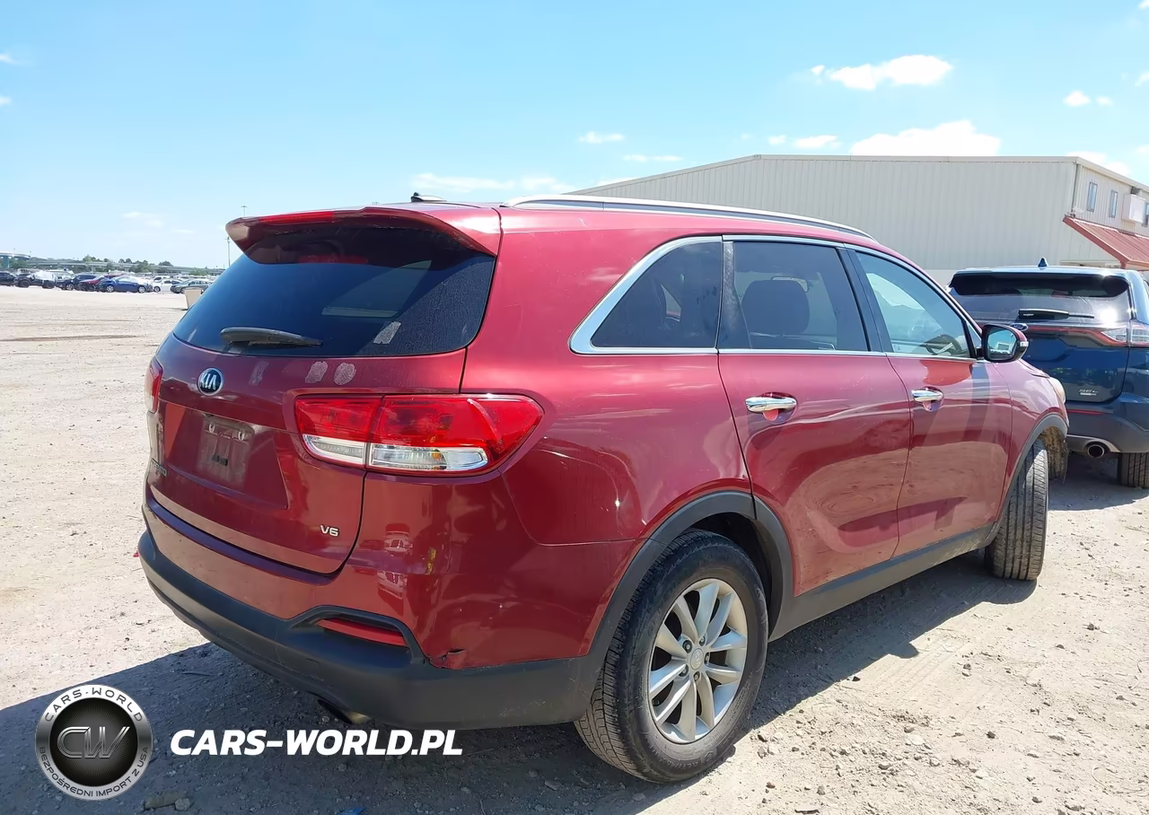 2017 Kia Sorento 3.3L Lx VIN:5XYPG4A52HG209337 - 4