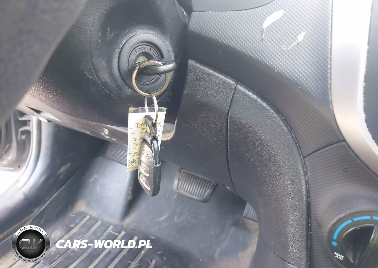2015 Hyundai Accent Gs VIN:KMHCT5AE3FU212383 - 11