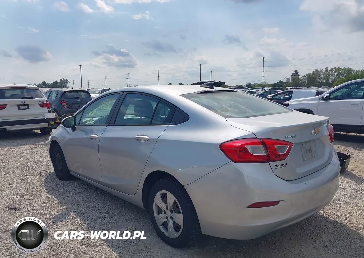 CHEVROLET CRUZE VIN:1G1BC5SM2J7148245 - 3