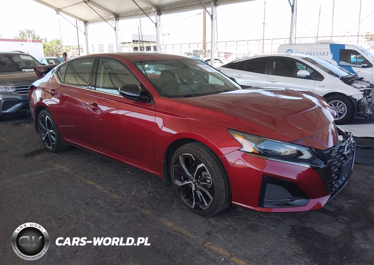 2023 Nissan Altima Sr Fwd