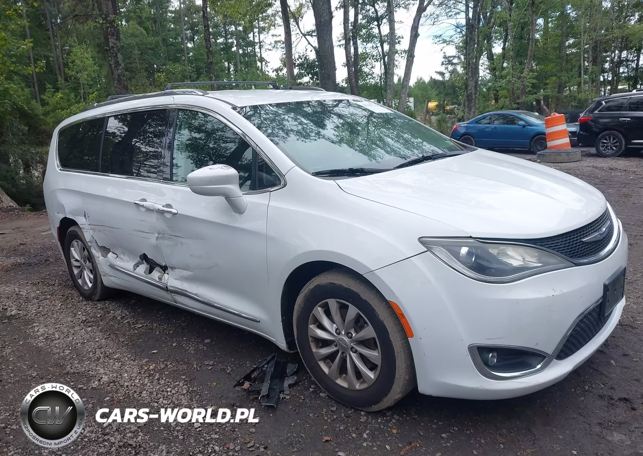 2019 Chrysler Pacifica Touring L